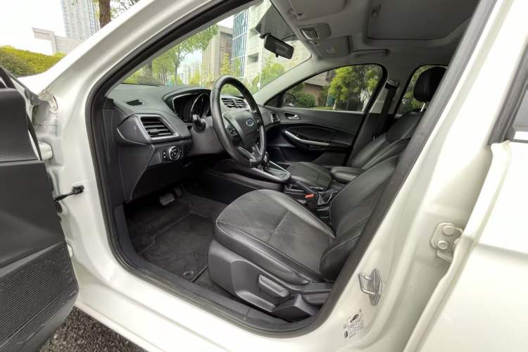 Used Ford Escort 2019 Revised Version 1.5L Automatic Enjoyment Type China VI Standard
