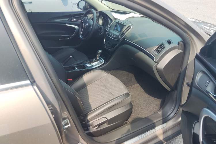 Used Buick Regal 2015 1.6T Leading Technology Model
