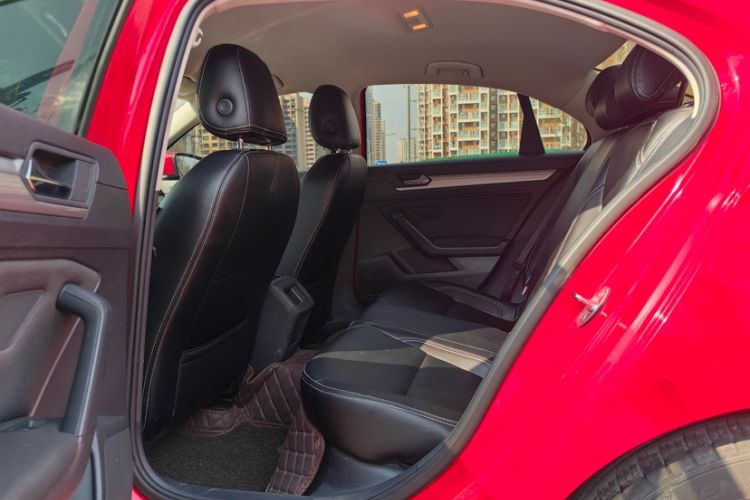 Used Volkswagen Lamando 2019 230TSI DSG Fashion Edition China V Standard
