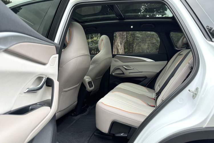 Used BYD Song Pro New Energy 2023 Champion Edition DM-i 110KM Excellence Model
