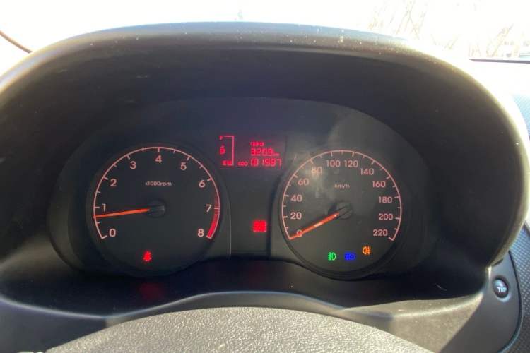 Used Hyundai Verna 2014 1.4L Manual Smart GLS Trim
