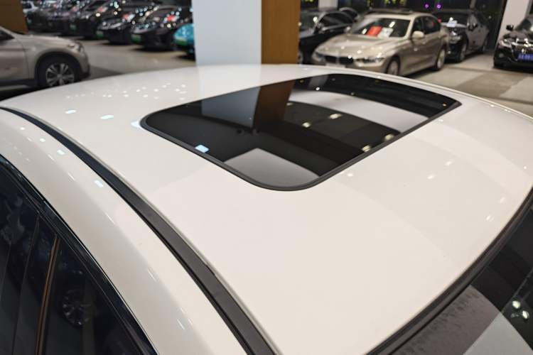 Used Mazda Atenza 2015 2.0L Blue Sky Prestige Edition
