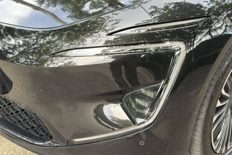 Used  12 2025 Ultra Extended-Range Edition
