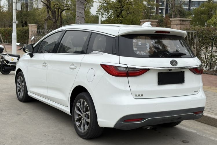Used BYD Song MAX 2019 1.5T Automatic Smart Connect Ruiyi Sunroof Model 7 Seats China VI Standard