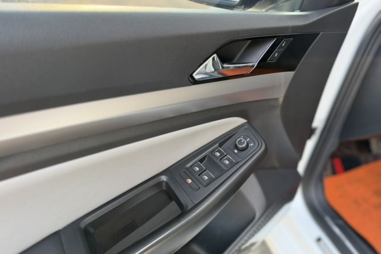 Used Volkswagen Bora 2023 300TSI DSG Prestige Edition
