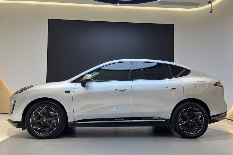 Used  HT 2024 825 Ultra-High Voltage LiDAR Edition
