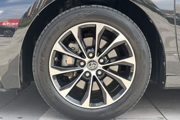 Used Toyota Avalon 2023 2.5L Luxury Edition
