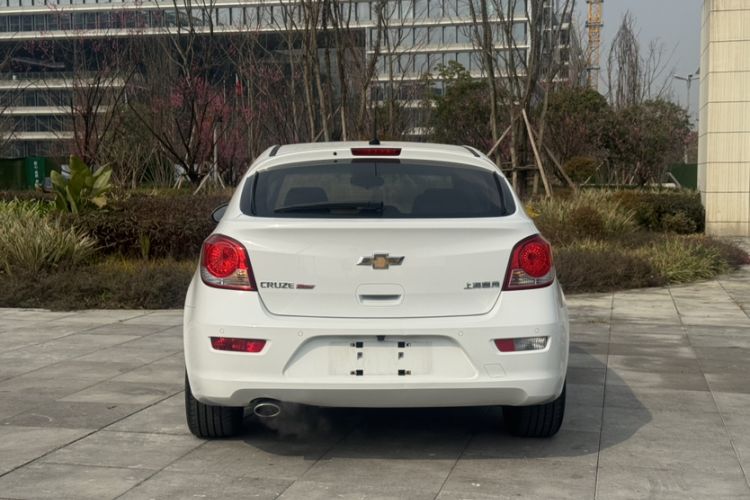 Used Chevrolet Cruze 2013 Hatchback 1.6T Automatic Flagship Model