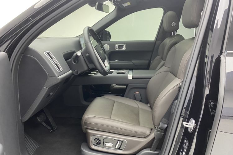 Used Li Auto L9 2022 Max model
