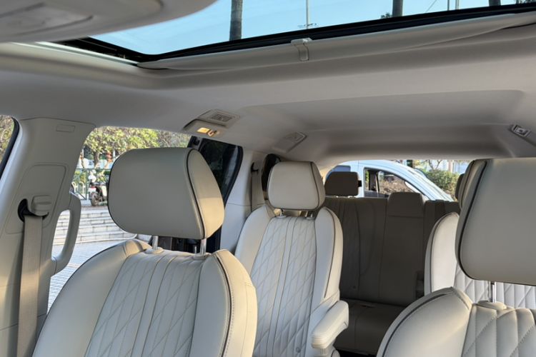 Used Buick GL8 2022 Land Business Class 652T Luxury Model
