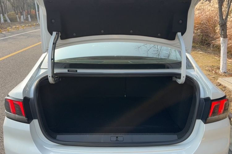 Used Peugeot 308 2016 1.6L Manual Fashion Edition
