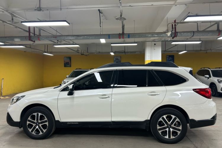 Used Subaru Outback 2018 2.5i Luxury Navigation Edition with EyeSight