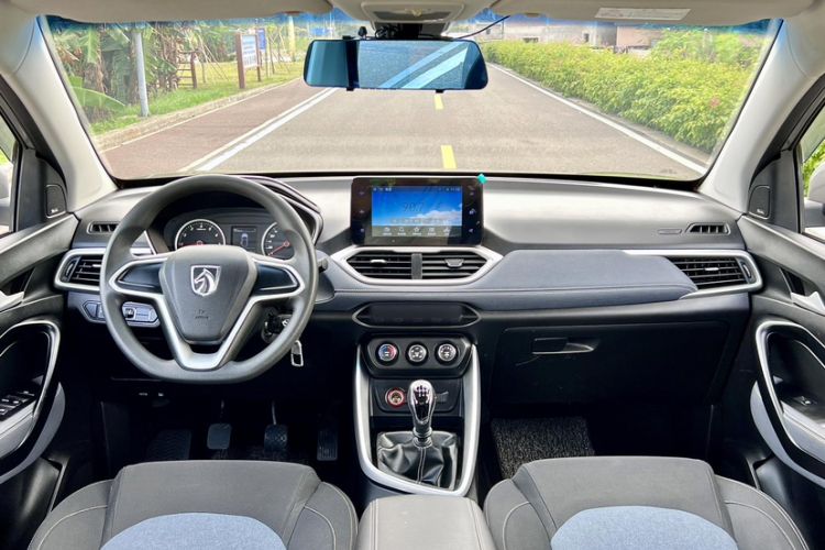 Used Baojun 530 2018 1.5T Manual Elite Version China V
