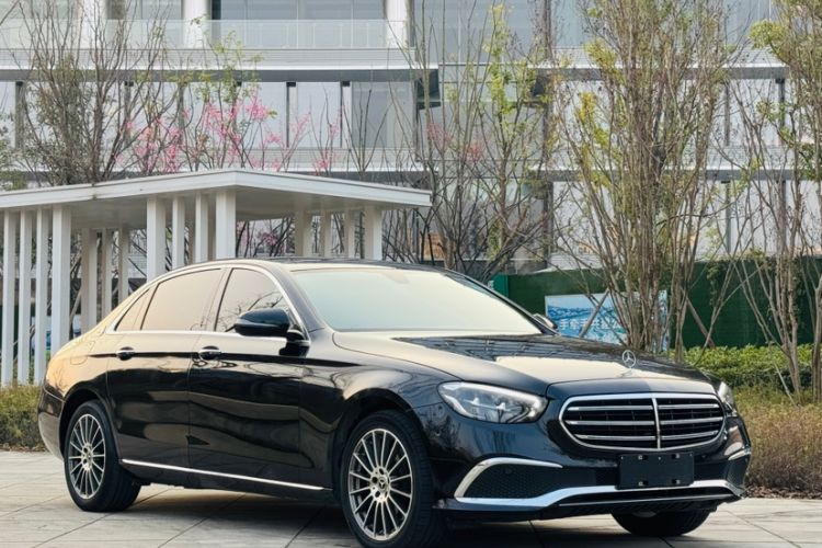 Used Mercedes-Benz E-Class 2023 Facelift E 260 L