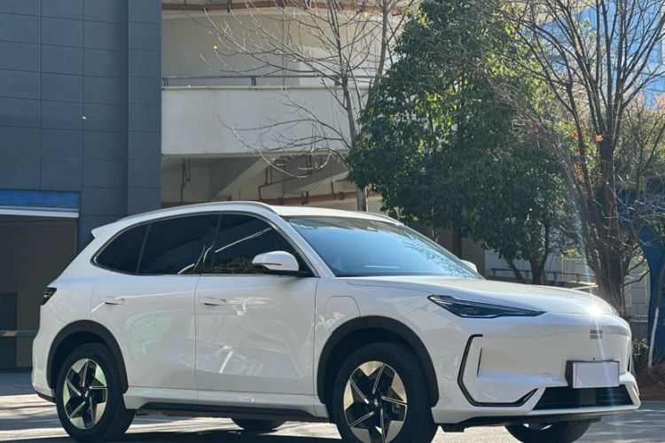 Used  E5 2024 530 km Exploration+ Version