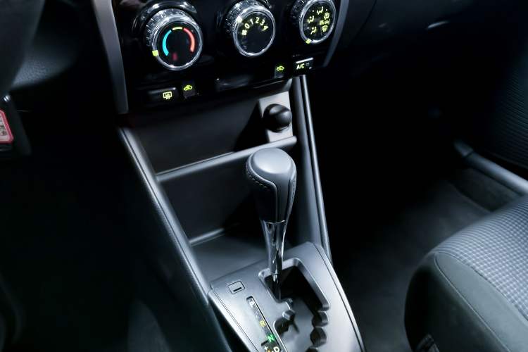 Used Toyota YARiS L 2019 1.5E CVT Dynamic Edition China VI compliant