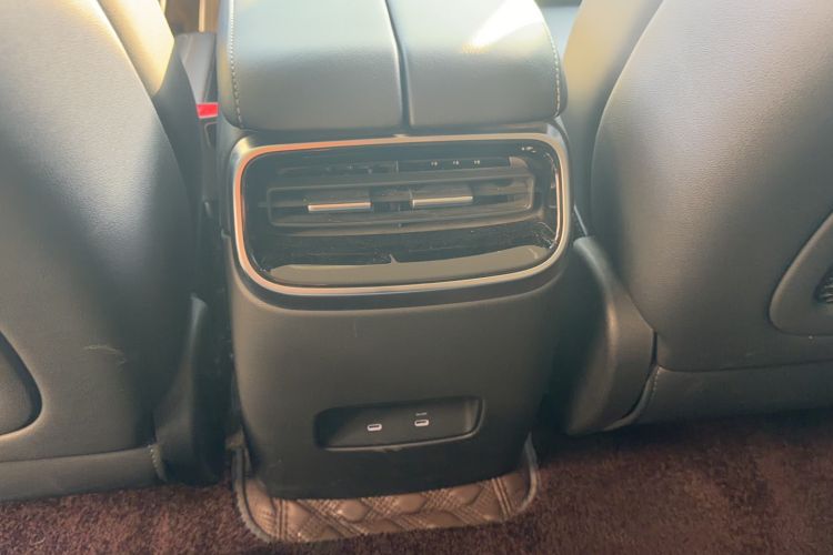 Used Hima AITO M5 2022 Extended-Range Four-Wheel Drive Performance Version
