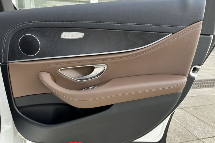 Used Mercedes-Benz E-Class 2019 E 300 L Sporty and Stylish Model
