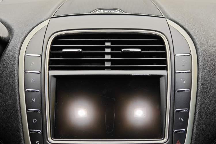 Used Lincoln MKX 2017 2.0T Four-Wheel Drive Zunya Edition
