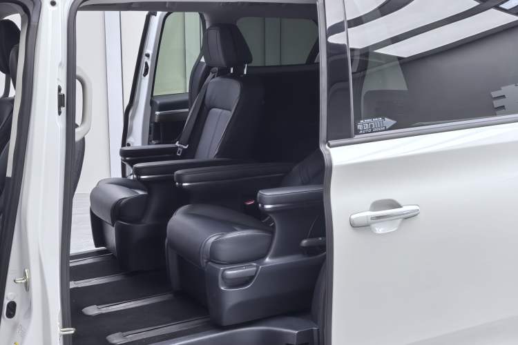 Used GAC Trumpchi M8 2023 Lingxiu Series 390T Deluxe Edition
