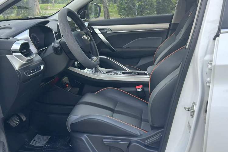 Used Geely Auto Coolray 2023 1.5T DCT Platinum Edition
