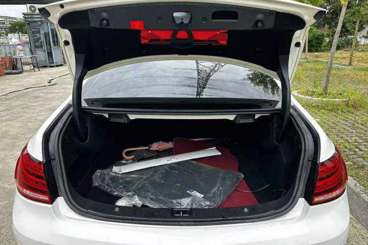 Used Mercedes-Benz E-Class 2014 E 260 Coupe
