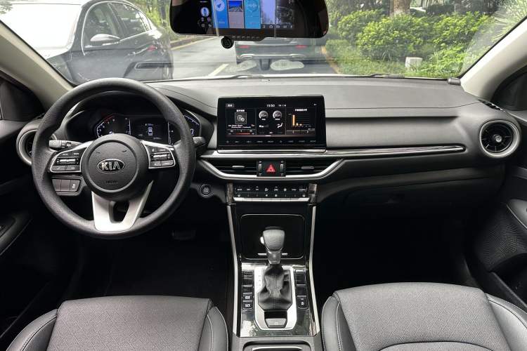 Used Kia K3 2019 1.5L CVT New Sharp Edition
