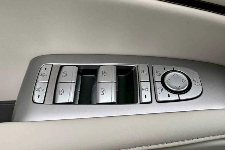 Used Denza N7 2024 630 All-Wheel Drive Intelligent Driving Max Edition
