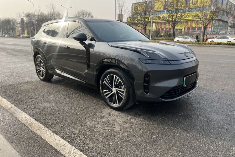 Used Lynk & Co 08 EM-P 2023 245km Ultra-Long Range Halo
