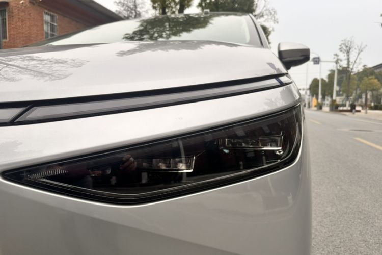 Used XPeng X9 2024 610 Long-Range Pro
