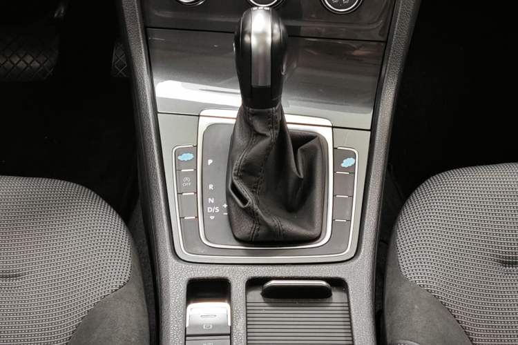 Used Volkswagen Golf 2019 280TSI DSG Comfort Version China VI Standard
