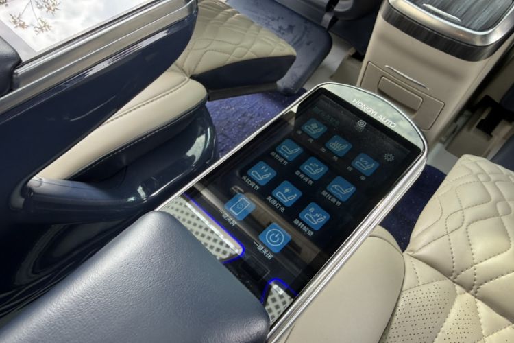 Used Buick GL8 2021 ES Landtrek 653T Comfort Edition