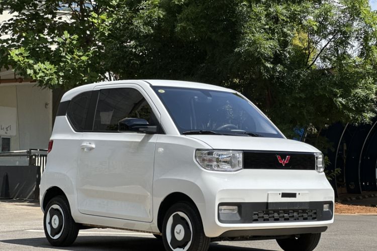 Used Wuling Hongguang MINIEV 2022 Easy Version Lithium Iron Phosphate
