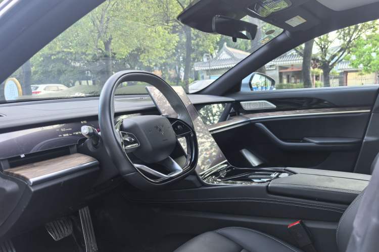 Used NETA S 2022 Extended-Range Version 1160 km Range Rear-Wheel-Drive Compact Edition
