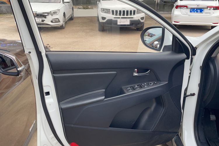 Used Kia Sportage R 2016 2.0L Automatic Two-Wheel Drive GLS Trim
