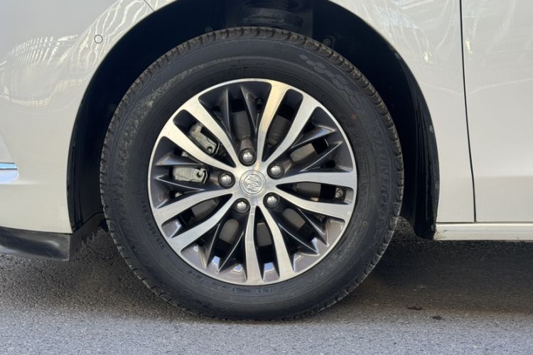 Used Buick GL8 2021 ES Land Cruiser 653T Luxury Edition