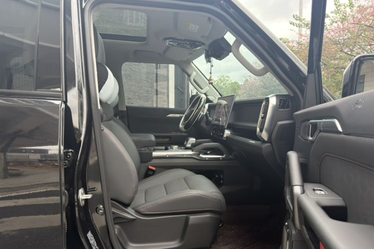 Used JETOUR Traveler 2023 2.0T All-Wheel-Drive CrossPRO