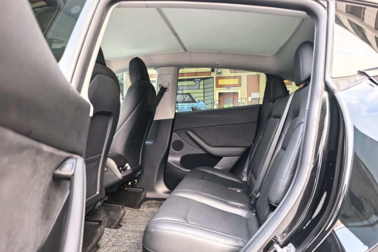 Used Tesla Model Y 2021 Standard Range Rear-Wheel Drive Version
