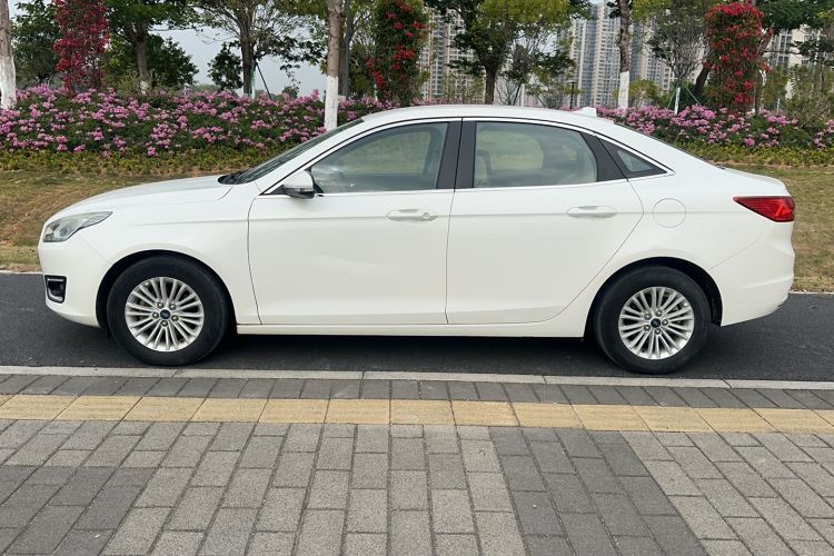 Used Ford Escort 2015 1.5L Automatic Comfort Model