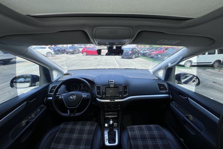 Used Volkswagen Sharan 2018 Revised Version 380TSI Comfort Edition 7-Seater
