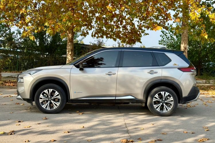 Used Nissan X-Trail 2023 e-POWER Ultra-Hybrid Dual-Motor All-Wheel-Drive Luxury Edition
