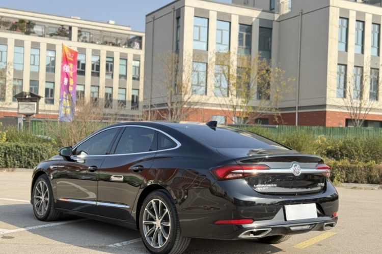 Used Buick LaCrosse 2022 652T Luxury Version
