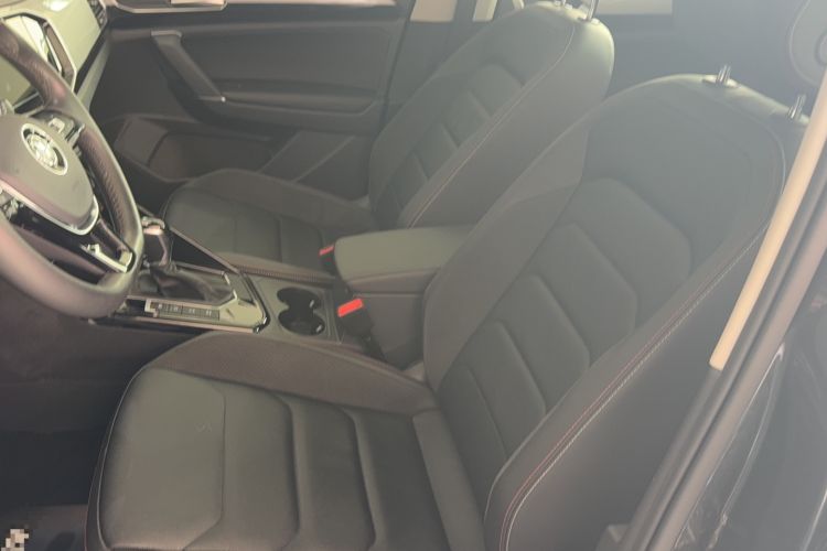 Used Volkswagen Tayron 2020 330TSI Two-Wheel Drive Luxury Smart Connectivity Version
