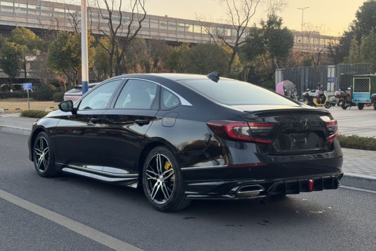 Used Honda Accord 2022 260TURBO Phantom Night · Prestige Edition
