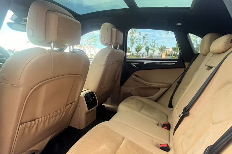 Used Porsche Macan 2017 Macan 2.0T
