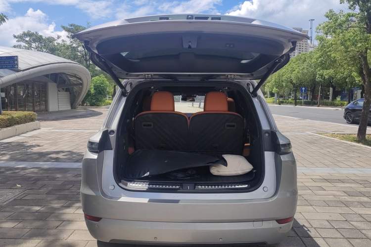 Used Li Auto L9 2022 Max model
