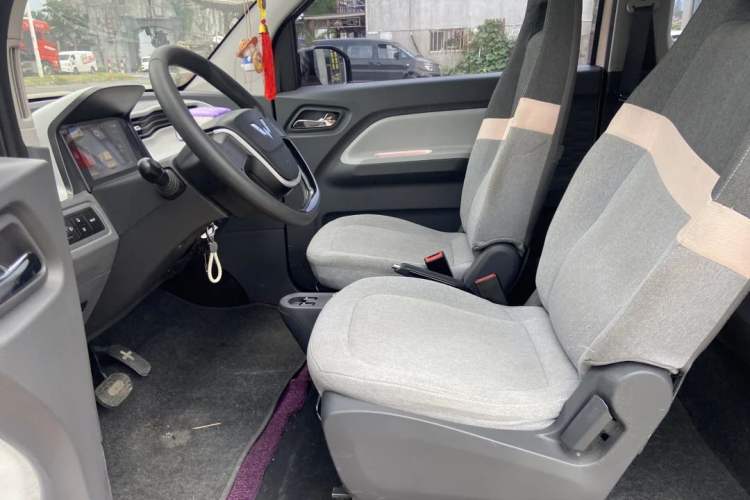 Used Wuling Hongguang MINIEV 2021 Macaron Fashion Edition Lithium-Ion Battery
