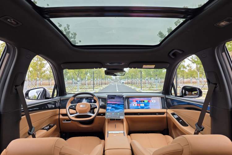 Used  L7 2025 EM-i 115km Exploration+ Edition
