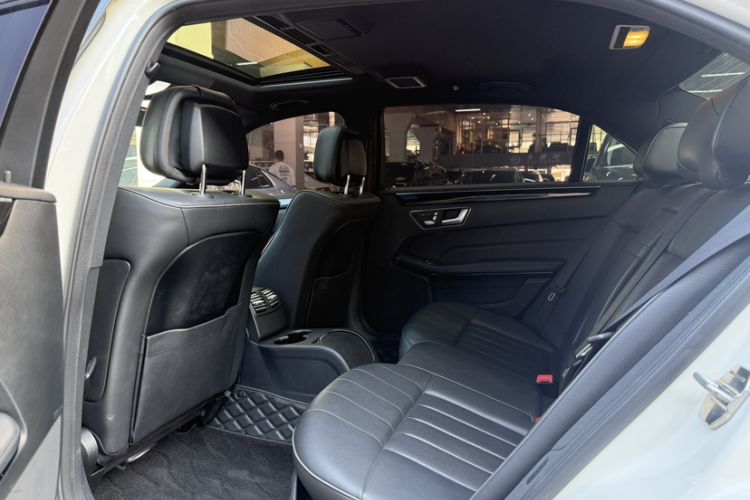 Used Mercedes-Benz E-Class 2015 Facelift E 200 L Sport Edition
