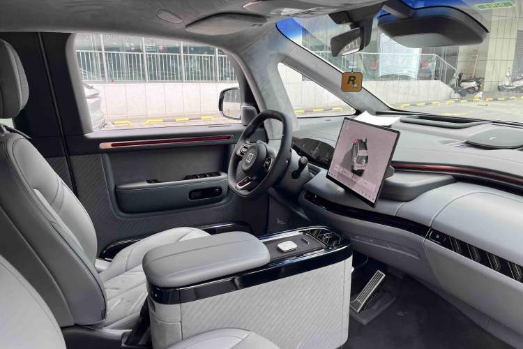 Used Zeekr MIX 2025 Long-Range Intelligent Driving Edition
